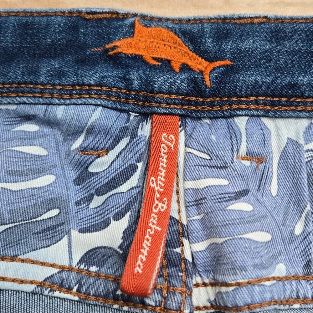 Tommy Bahama Athletic Straight Jeans Men's Medium Wash Everyday Stretch‎ 40W 30L